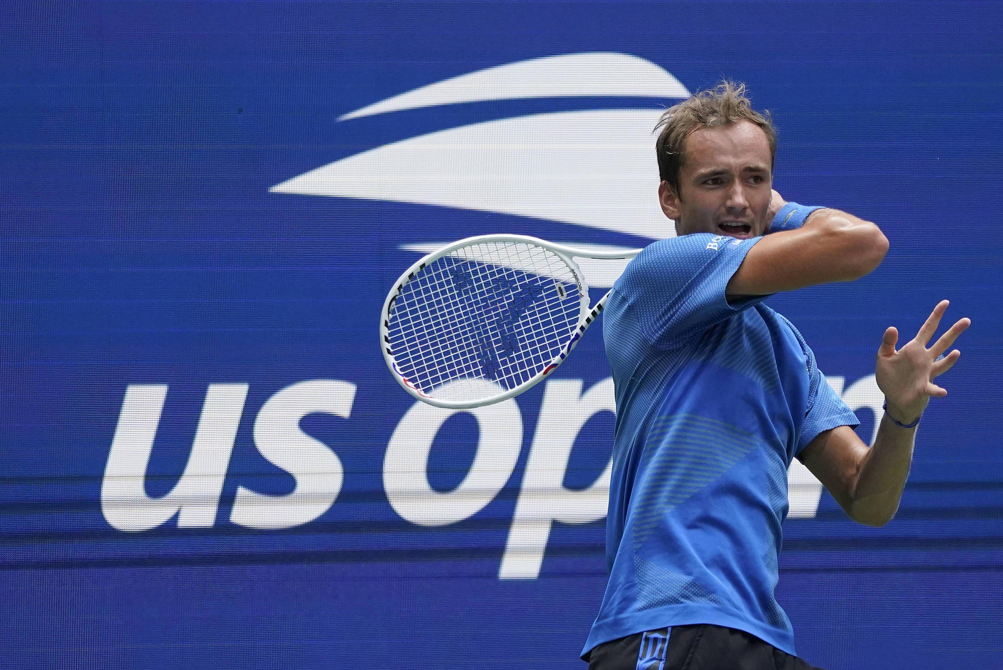 开云-美网力克澳网，梅德韦杰夫点燃赛场