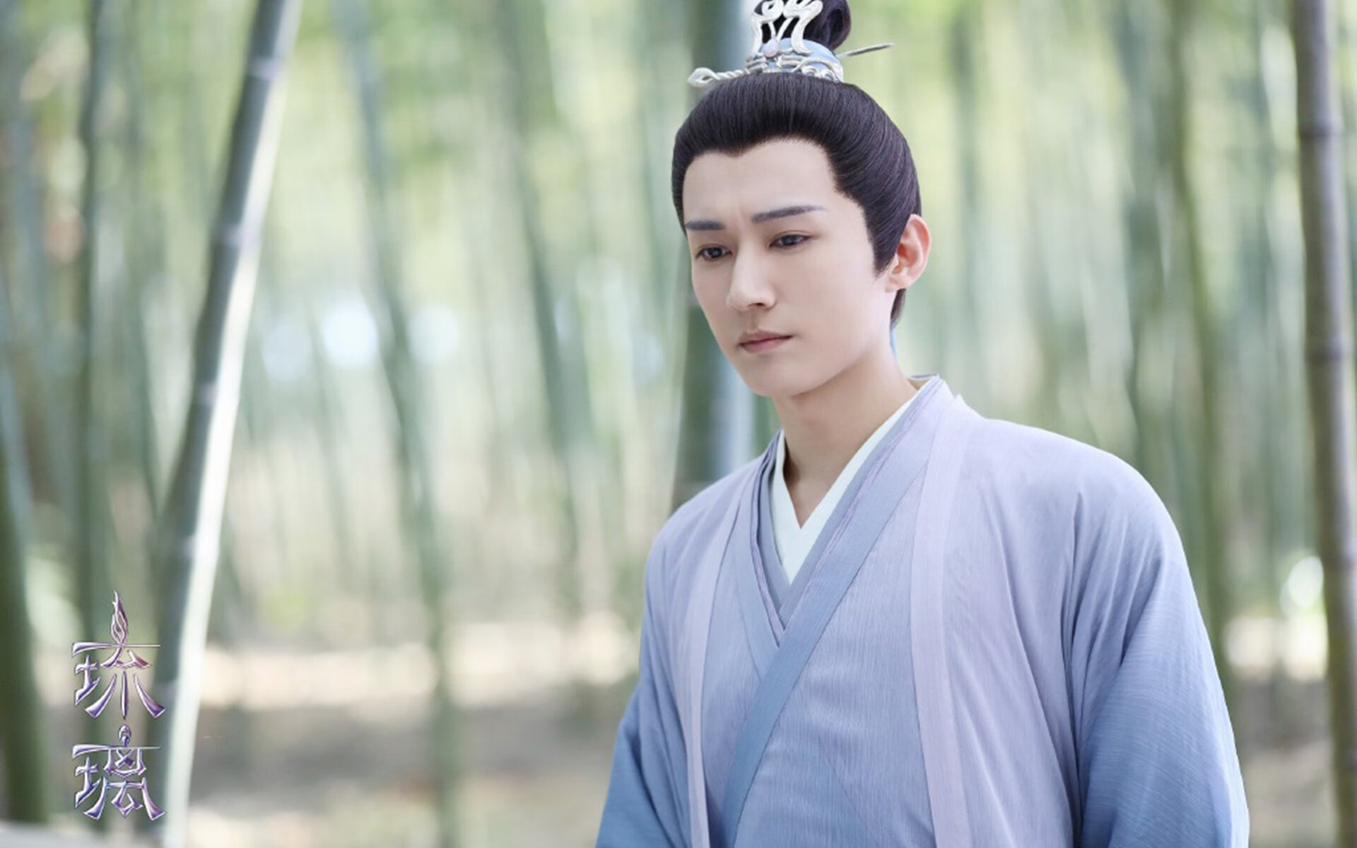 克瓦拉茨赫利亚,勒沃库森对阵莱比锡红牛中的不掉线引擎