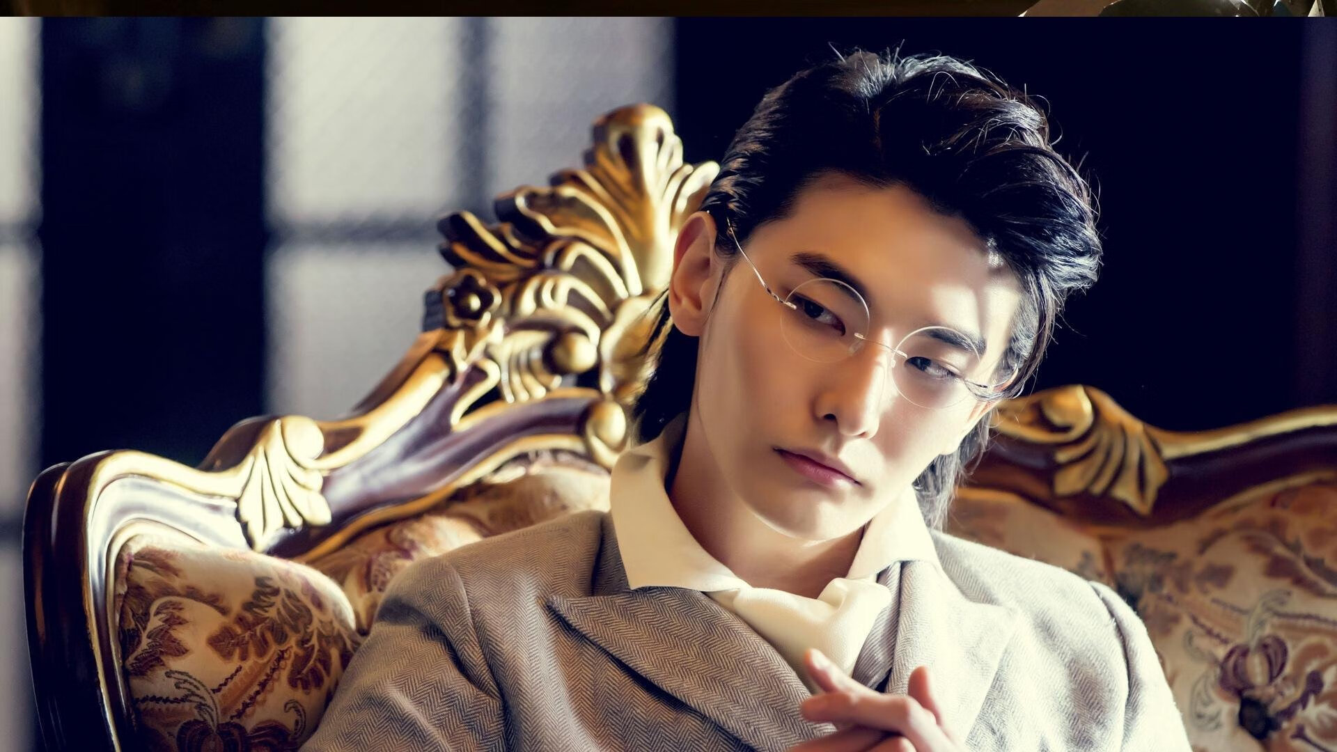 新王登基，霍勒迪主宰天王山，国王踏过步行者晋级之路